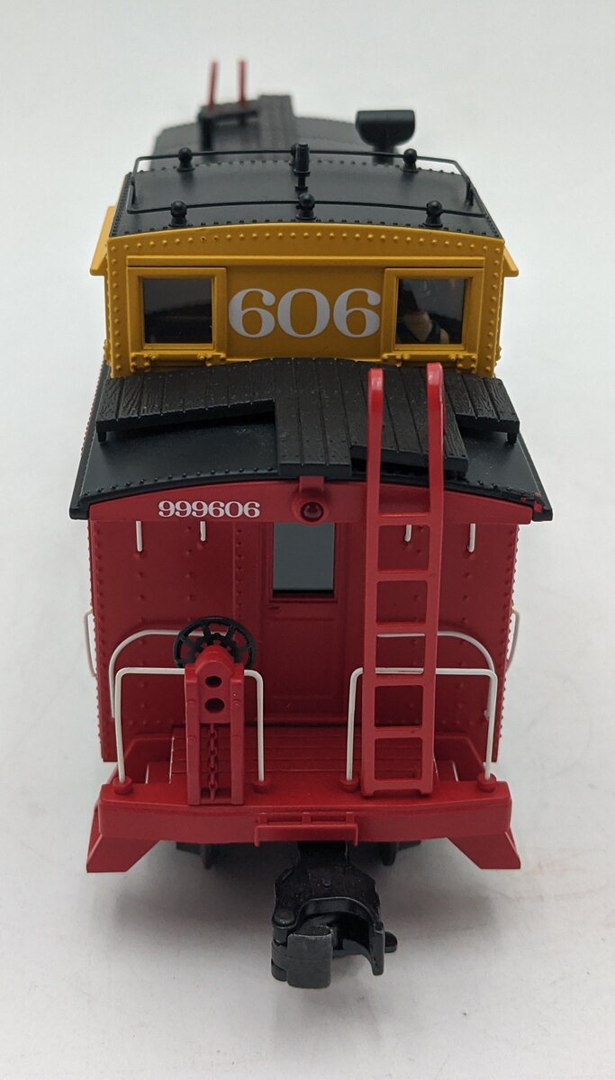 MTH 30-77163 O Scale Santa Fe RailKing Offset Steel Caboose #999606 EX