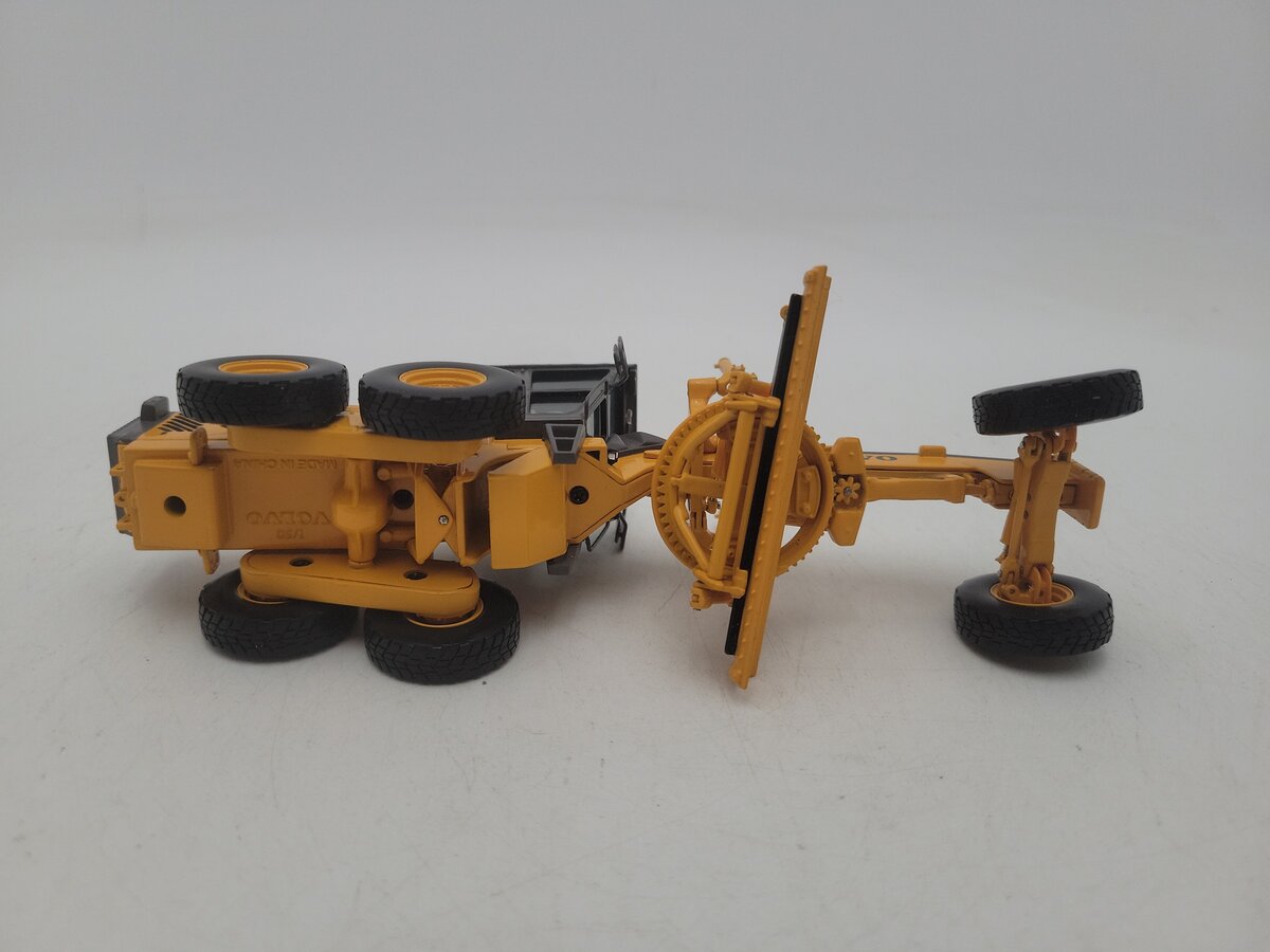 Motorart 13152 1:50 Scale Volvo G740B Motor Grader Diecast Model EX/Box