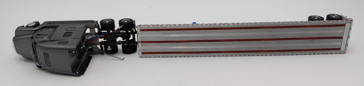 Sword Models 1:50 Scale Freightliner Century Truck with East Flatbed Trailer EX