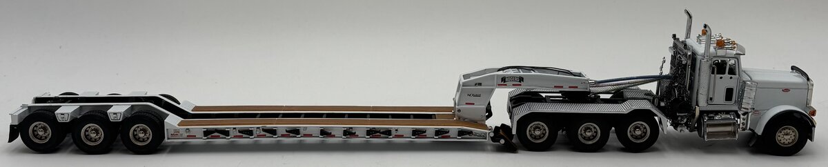 Sword Models TWH010 1:50 Peterbilt Model 379 Tractor Diecast LN