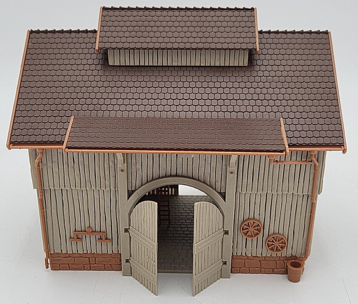 Vollmer 26937 HO Scale 2-Story Storage Barn - Assembled EX