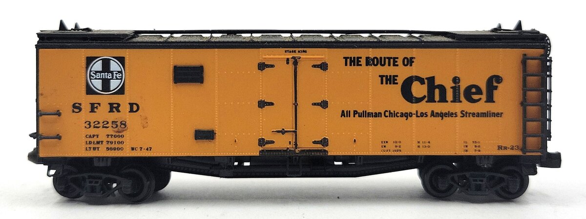Tex-N-Rails 32258 N Scale Santa Fe "Chief Ship & Travel" Refrigerator Car LN/Box