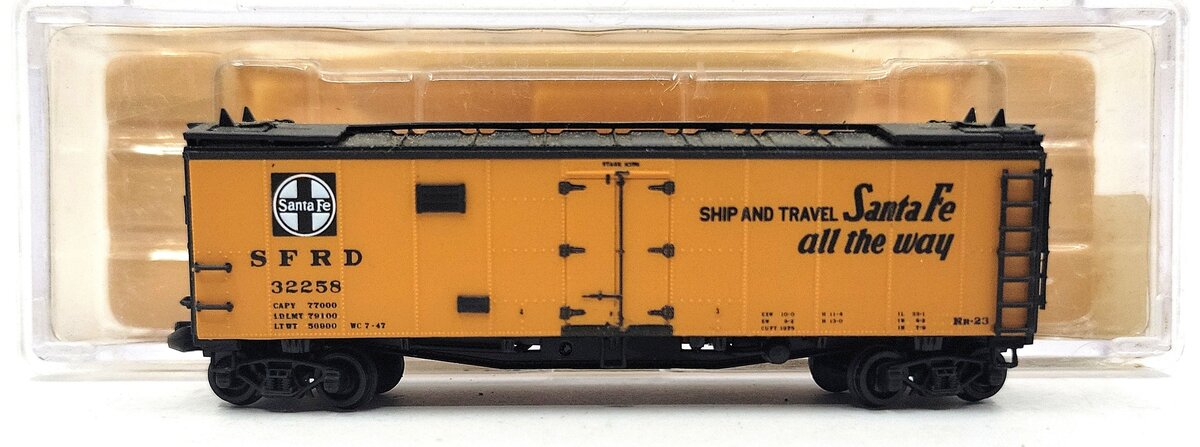 Tex-N-Rails 32258 N Scale Santa Fe "Chief Ship & Travel" Refrigerator Car LN/Box