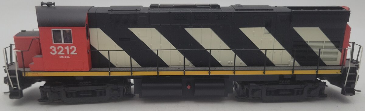 Atlas 10000217 HO Canadian National C-424 Phase 3 Diesel Locomotive #3212 EX/Box