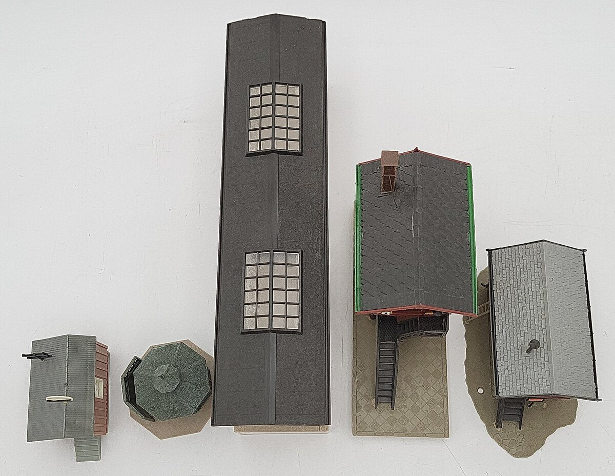 Vollmer HO Scale Assorted Assembled Buildings: 5731, 22101, 613, 5730, 20268 [5] EX
