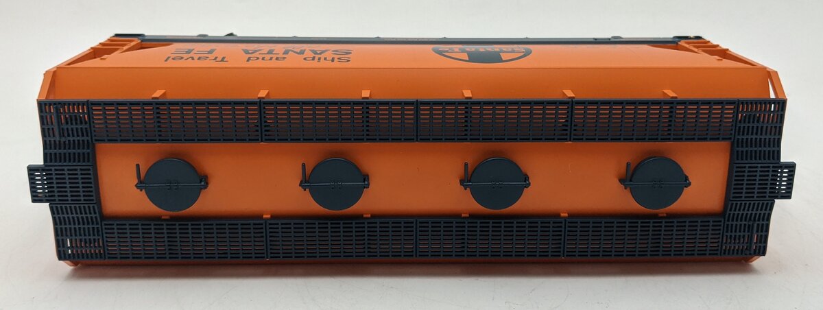 MTH 20-97519 O Gauge Santa Fe 2-Bay Centerflow Hopper Car #38052 VG