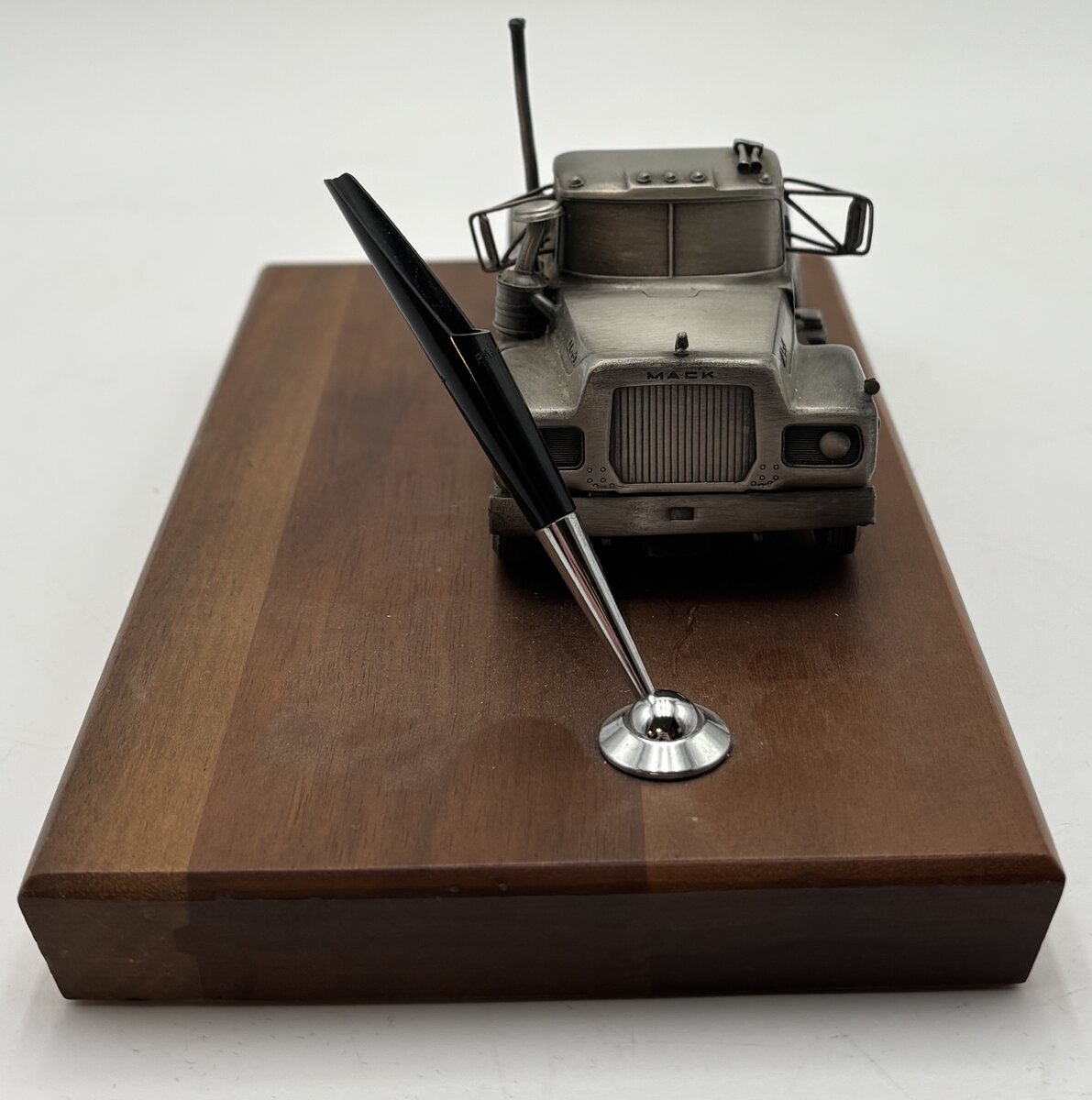Precision Pewter-Craft Mack Semi-Tractor Desktop Display w/Pen Holder LN