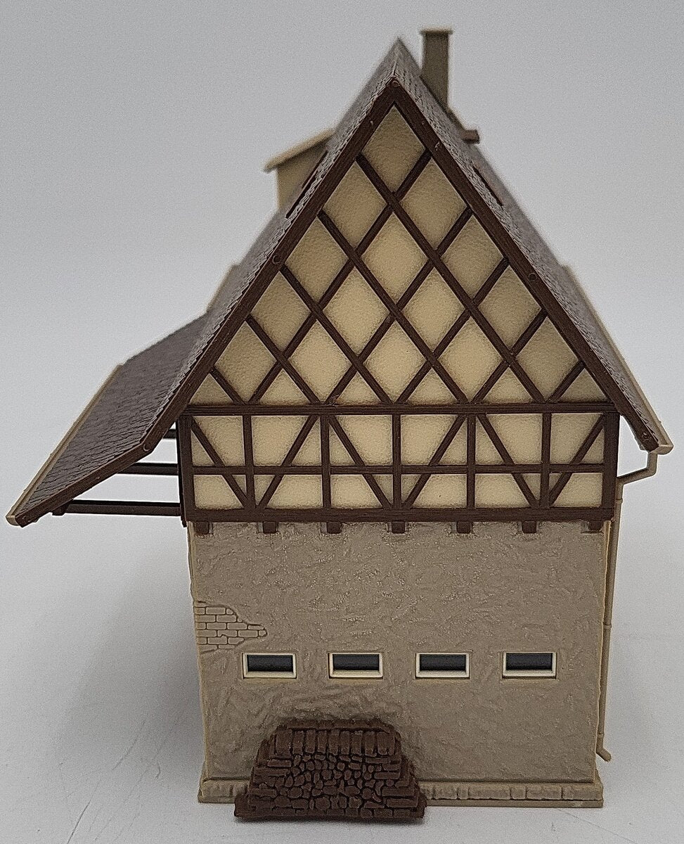 Vollmer 20391 HO Scale Timbered Farm House w/ Barn - Assembled EX