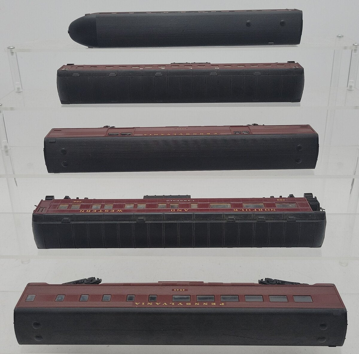 HO Assorted Custom Passenger Cars #200, 4903, 4949, 4909 [5]