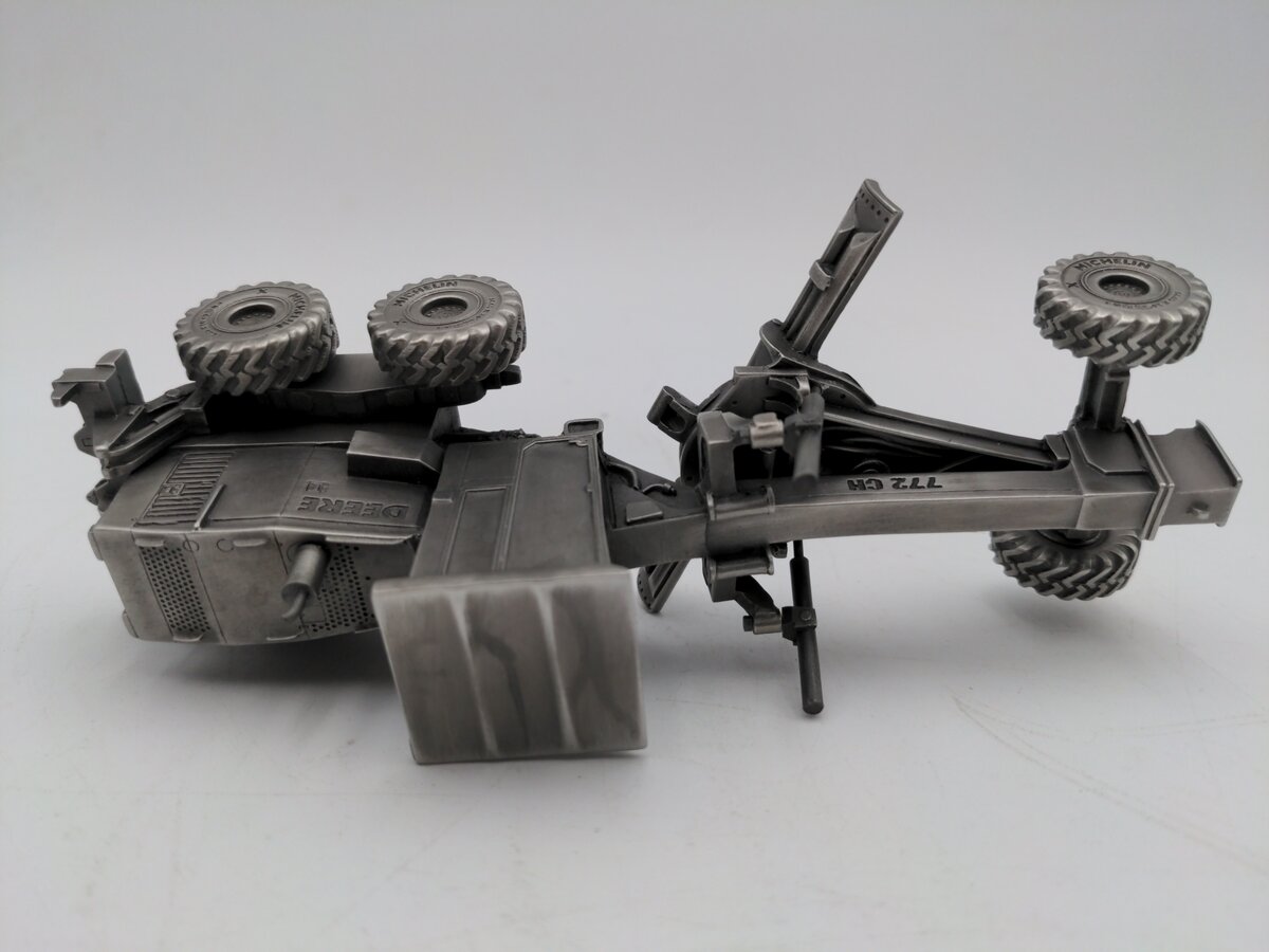 SpecCast John Deere 772 CH Pewter Grader VG