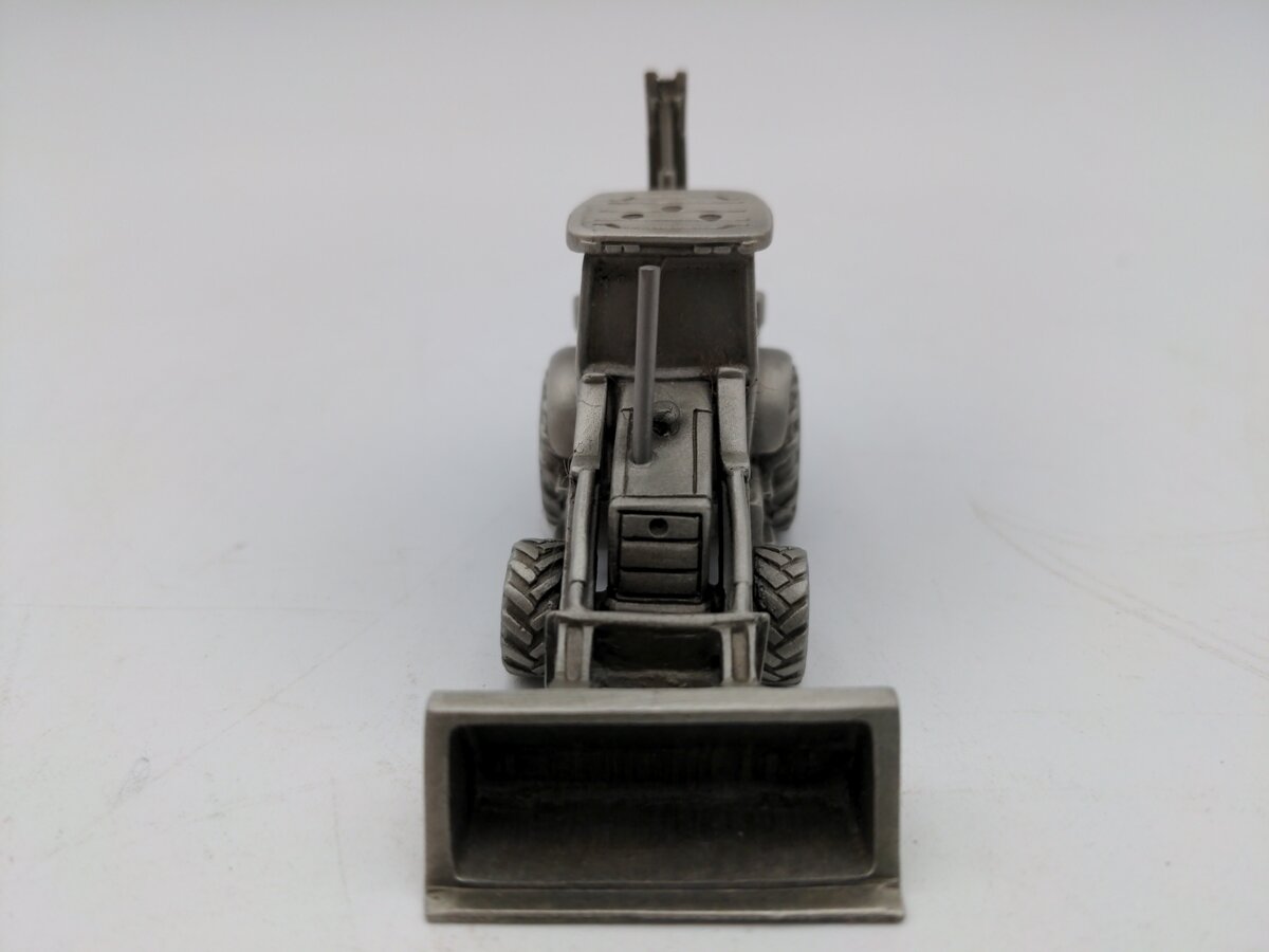 SpecCast Tractor Loader Backhoe 1999 Pewter New Holland 555E VG