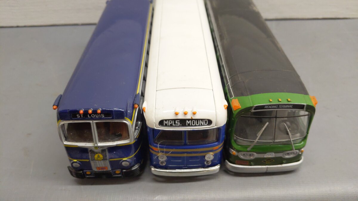 Corgi 1:50 Assorted Diecast Buses [3] EX/Box