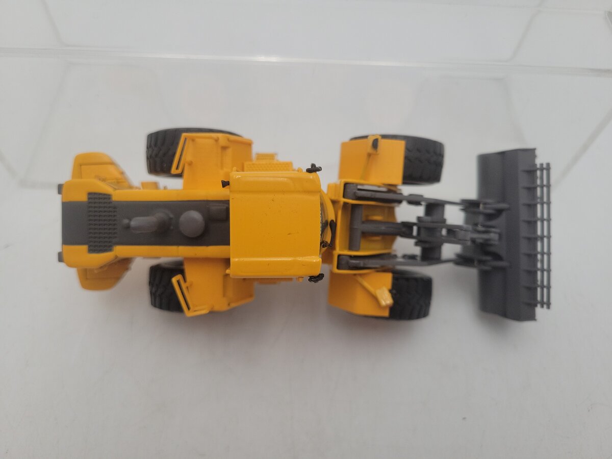 Motorart 13034 1:50 Scale Hi-Tech Volvo EC240B LC Excavator Diecast Model EX/Box