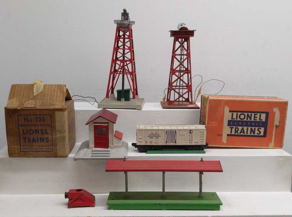 Lionel Vintage O Accessories: 125, 394, 156, 193, 260 [5] VG