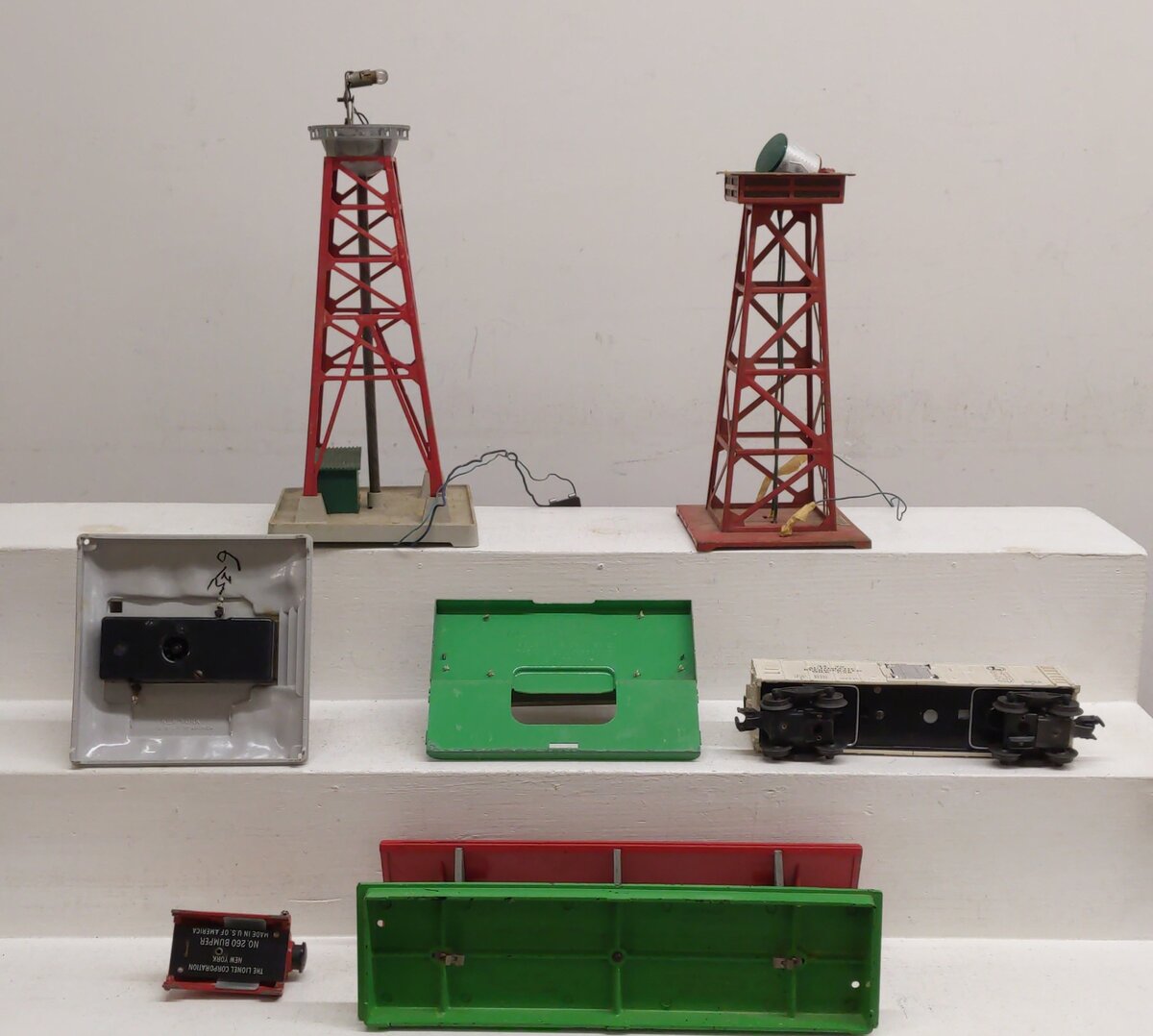 Lionel Vintage O Accessories: 125, 394, 156, 193, 260 [5] VG