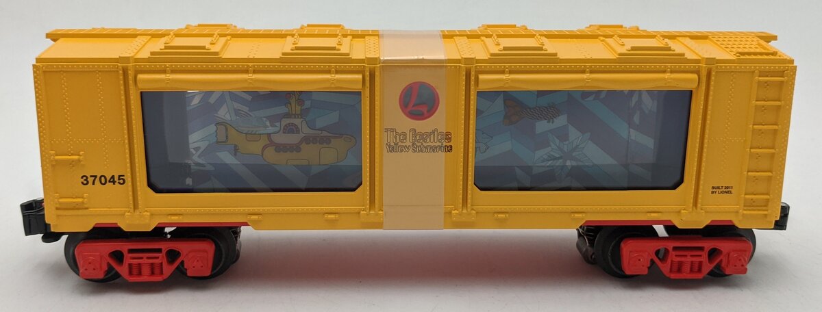 Lionel 6-37045 O Gauge The Beatles Yellow Submarine Aquarium Car NIB