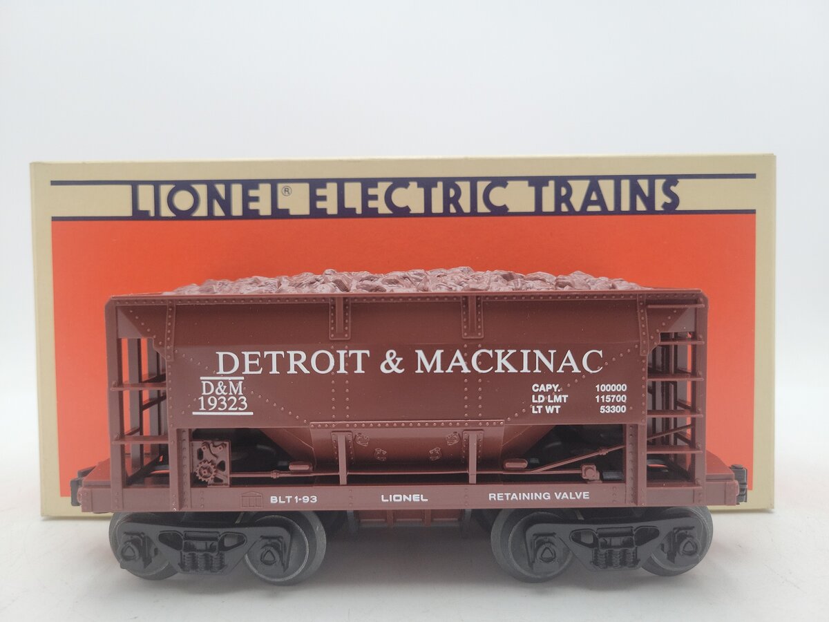 Lionel 6-19323 O Gauge Detroit & Mackinac Ore Car with Ore Load EX/Box