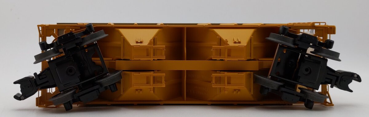 Lionel 6-52401 O Gauge Milwaukee Road PS-2 Hopper #98809 NIB