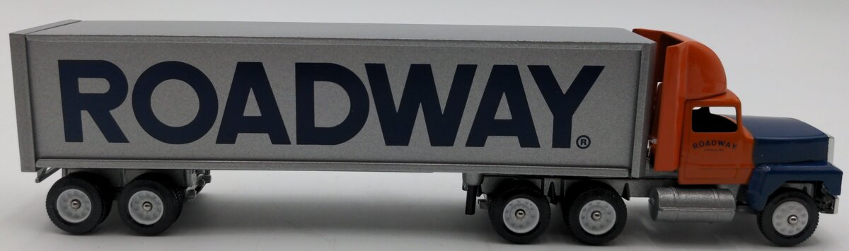 Winross 124-5 1:64 Scale Diecast Roadway Cargo Tractor Trailer NIB