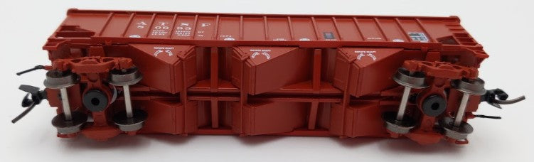 Bluford Shops 14670 N Scale Santa Fe 14-Panel Rib Side 3-Bay Hopper Car #80693 EX/Box