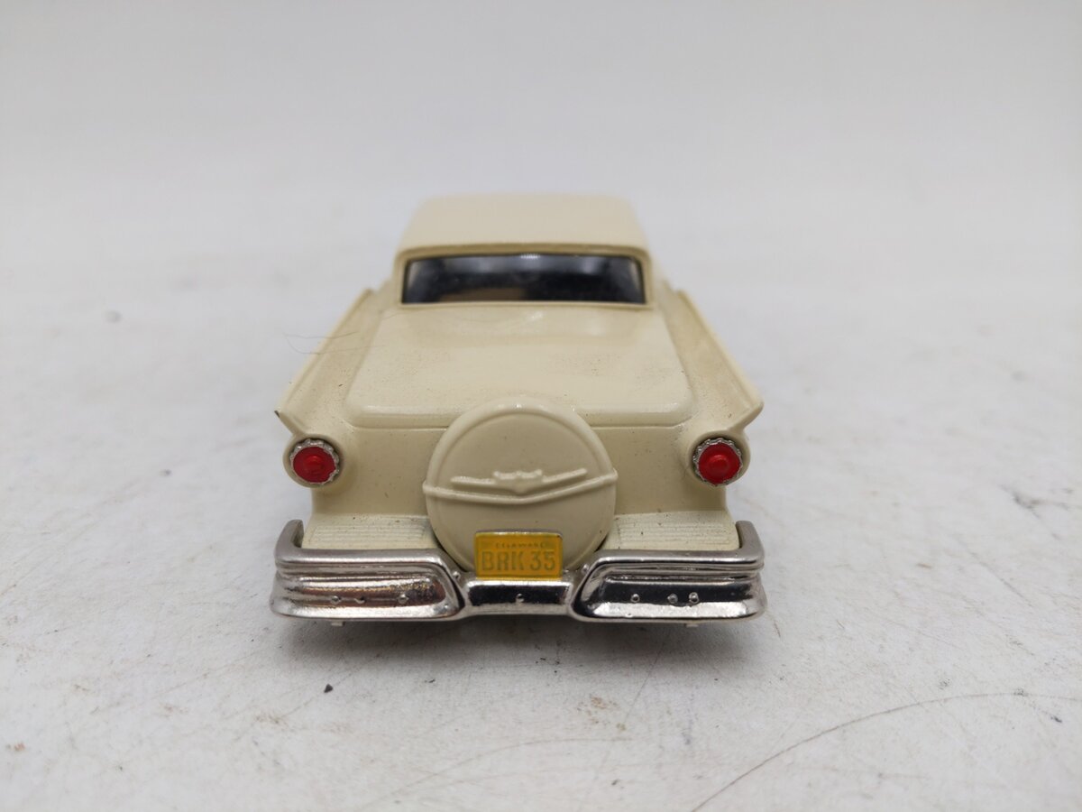Brooklin Models 35 1:43 1957 Ford Fairlane Skyliner EX/Box