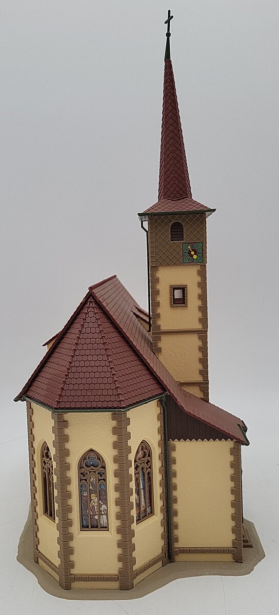 Vollmer 43769 HO Scale Ditzingen Church - Assembled EX