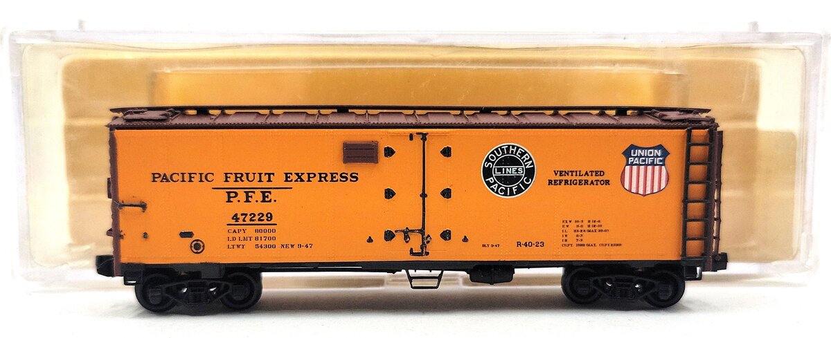 InterMountain 65501 N Pacific Fruit Express R-40-23 Refrigerator Car LN/Box