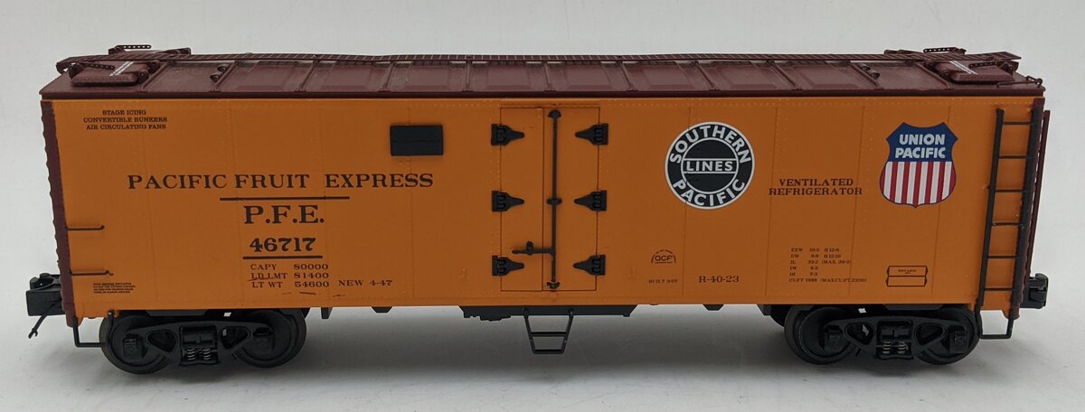 MTH 20-3228C O Gauge Pacific Fruit Express 40' Steel Side Reefer Car #46717 VG