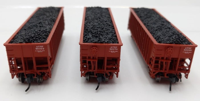 Bluford Shops 14453 N Scale Santa Fe 14 Panel Rib Side 3-Bay Hopper Car 3 Pack EX/Box