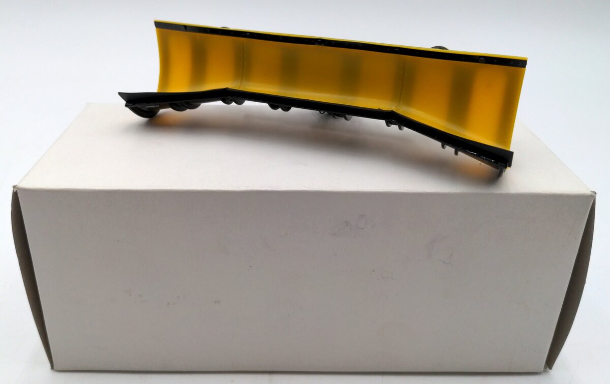 Sword 2053 1:50 Scale Oshkosh Custom Snowplow Blade NIB