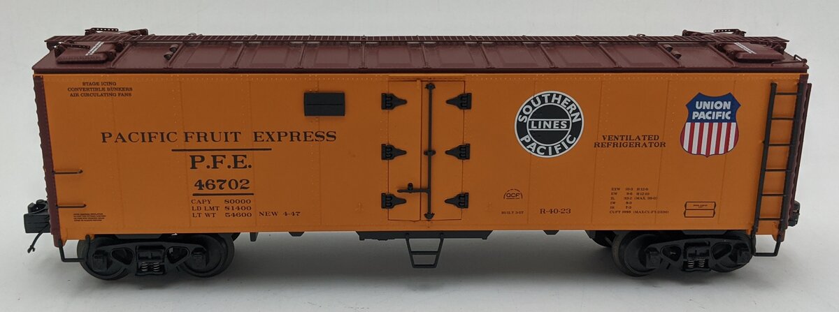 MTH 20-3228A O Gauge Pacific Fruit Express 40' Steel Side Reefer Car #46702 VG