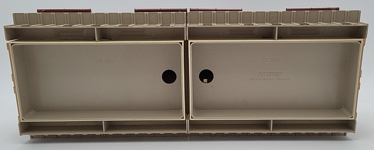 Vollmer 20303 HO Scale Track Side Warehouse - Assembled EX