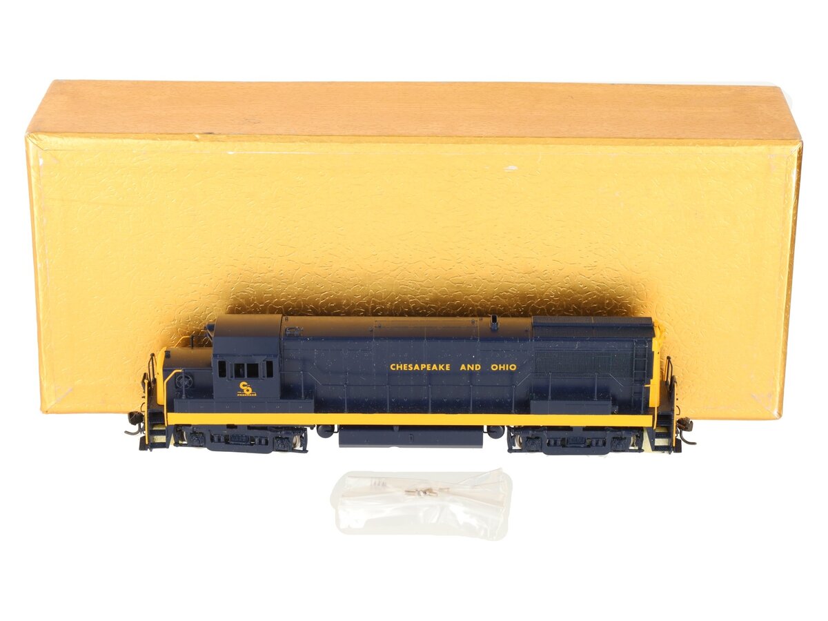 Oriental Limited HO BRASS C&O GE U25B 2500HP Diesel Engine Intermediate -Painted LN/Box