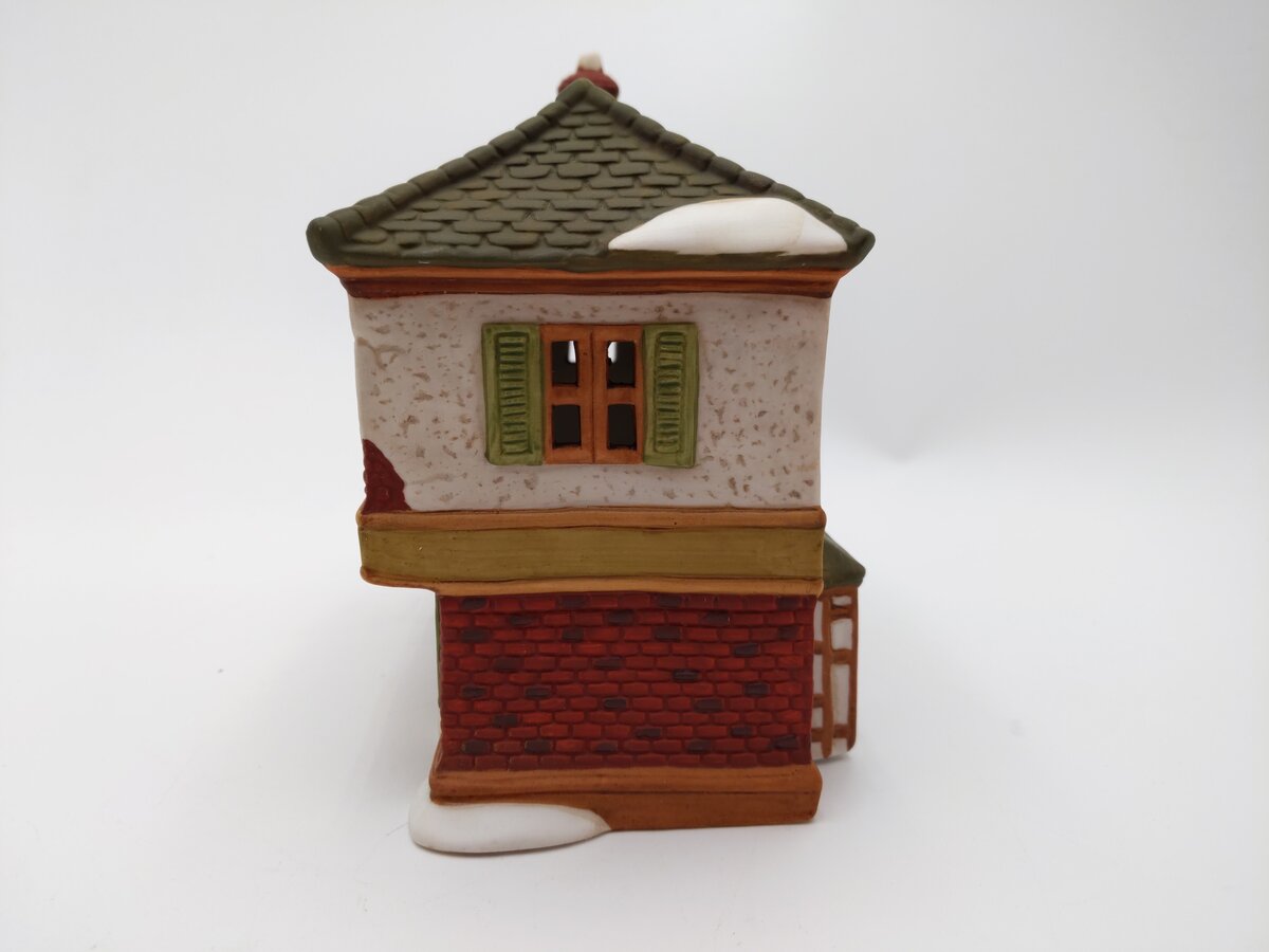 Dept 56 6500-5 Dickens Village: Scrooge & Marley House EX/Box