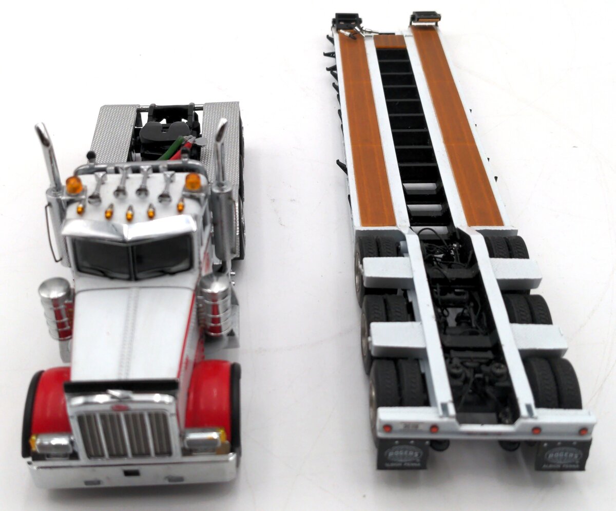 Sword Models SW2027-WEN 1:50 Scale Diecast 379 Day Cab w/ Rogers Lowboy Trailer VG