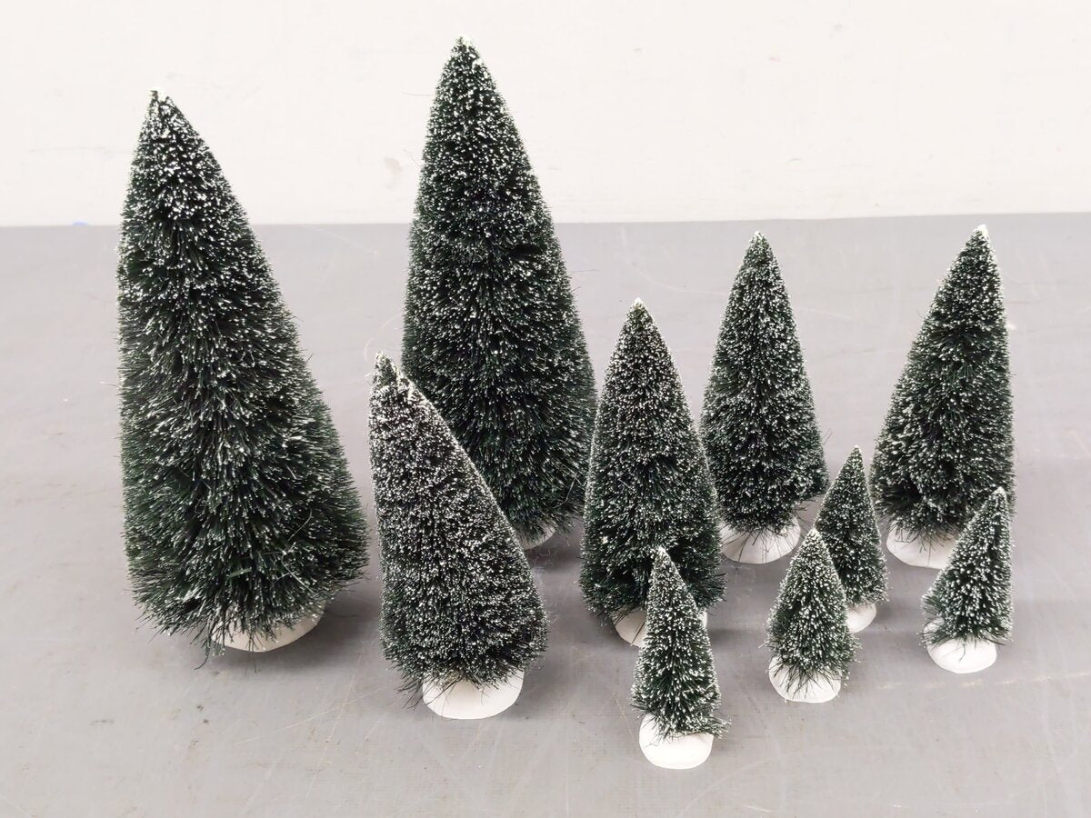Dept 56 & Others Assorted Evergreen Trees, Shrubbery, and Scenery Materials [39] VG