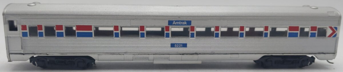 Athearn 1819 HO  Scale Amtrak Streamlined Coach Kit #5221 VG