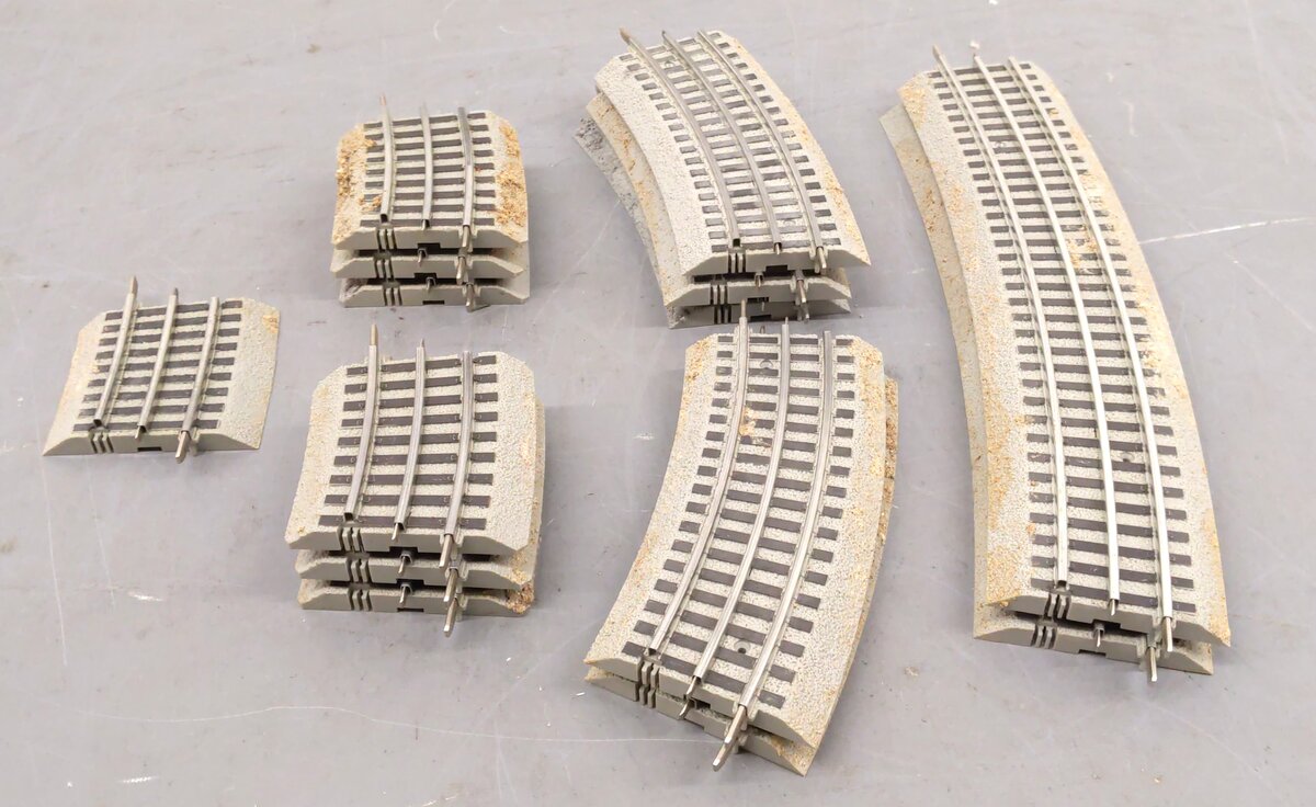 Lionel O Assorted Straight/Curved Track Sections: 6-12041,6-12022, 6-12023 [14] VG