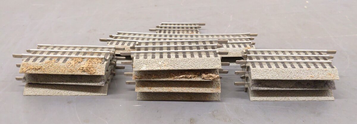 Lionel O Assorted Straight/Curved Track Sections: 6-12025, 6-81250, 6-16835 [13] VG