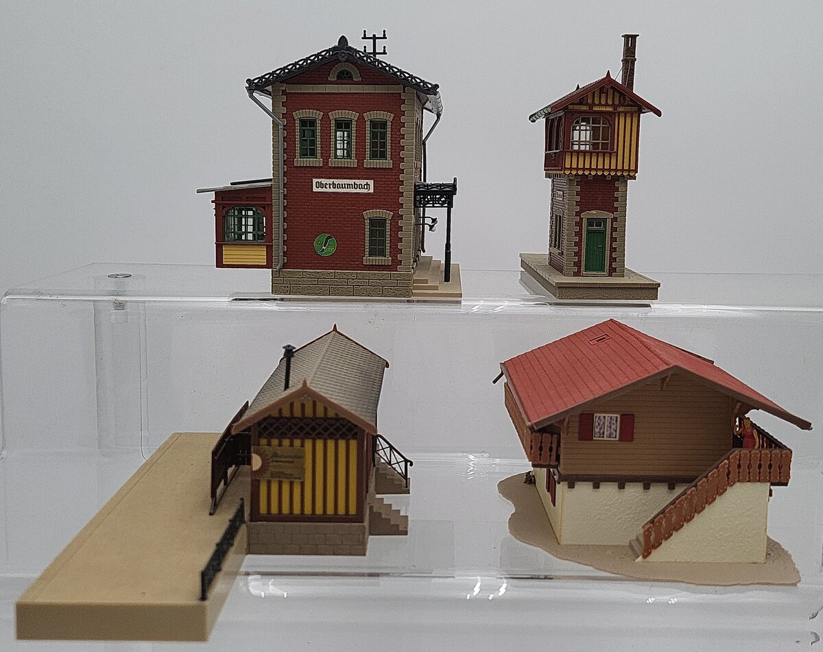 Vollmer HO Scale Assorted Assembled Buildings: 5731, 11599, 10807, 3703 [4] EX