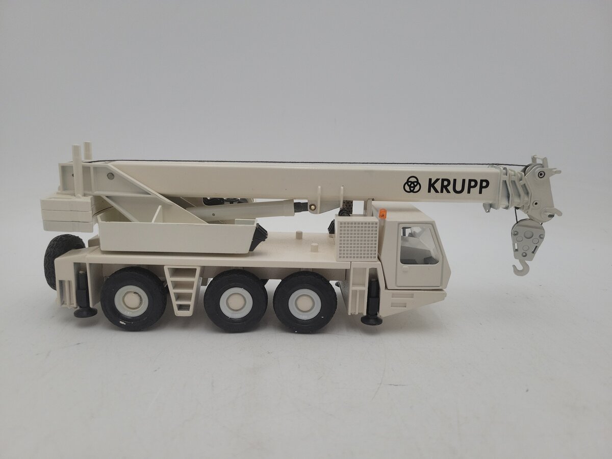 Unknown Manufacturer 2202 1:50 Scale Diecast Krupp 6 Wheel Mobile Crane Model EX