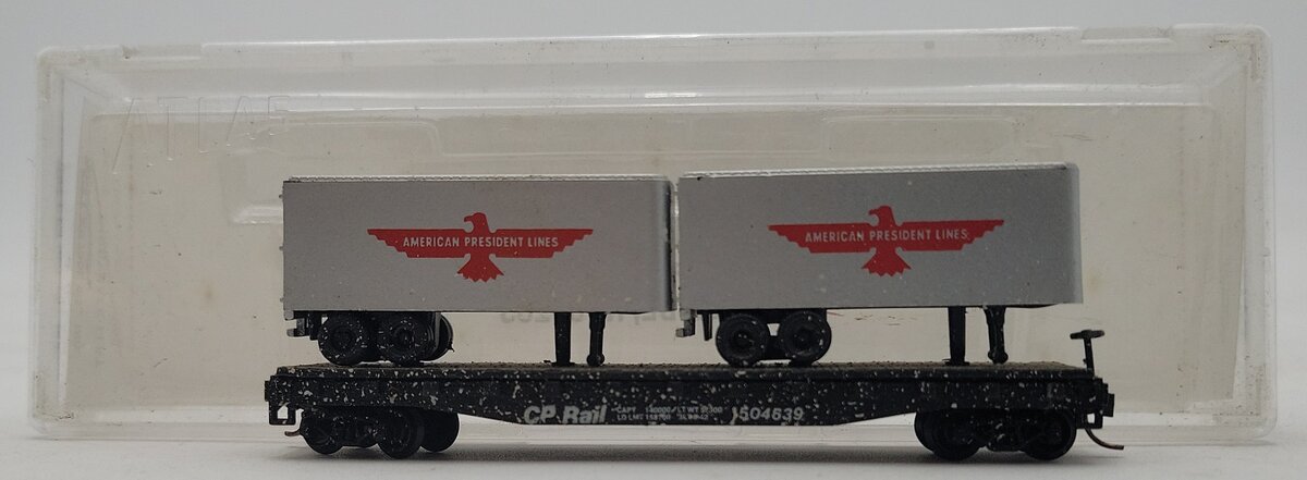 Atlas 3753 N Scale CP Rail Flat Car w/ American President Lines Trailers EX/Box