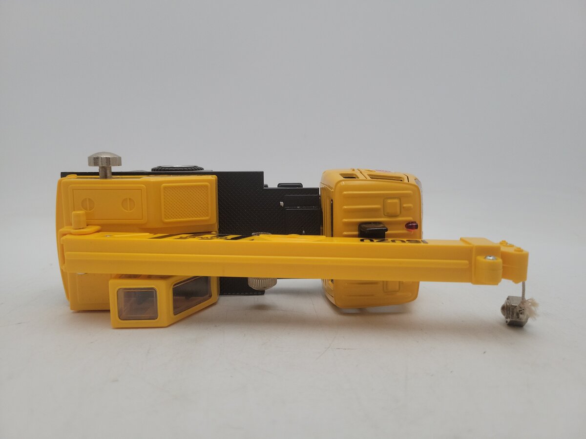 Yonezawa Toys 13-0284 1:40 Scale Diapet Isuzu Crane Truck Diecast Model EX/Box
