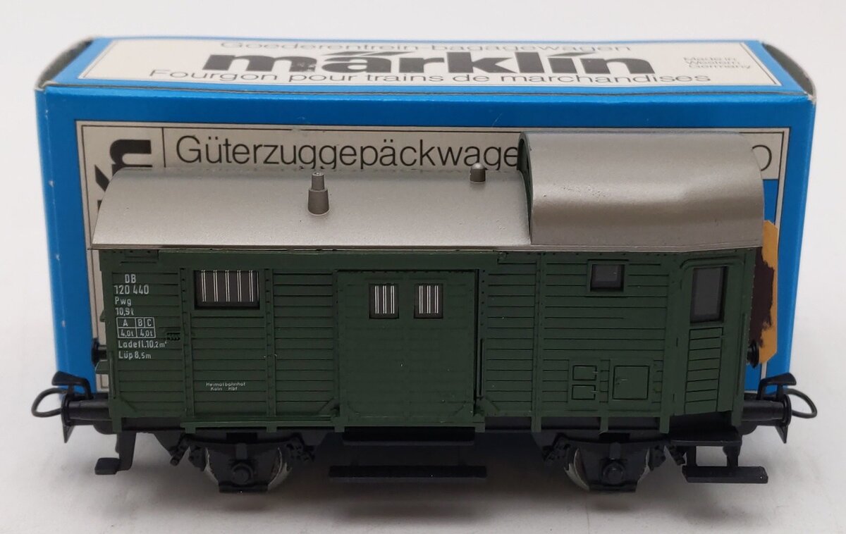 Marklin 4699 HO Scale DB Baggage Car #120440 EX/Box