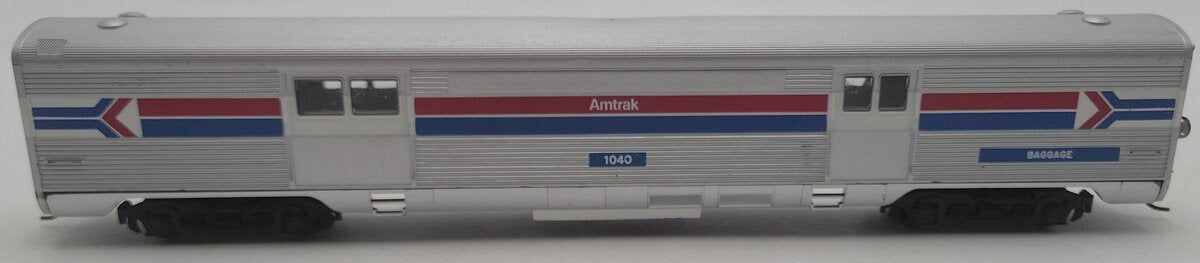 Athearn 1789 HO Scale Amtrak Streamlined Baggage Car # 1040 Kit EX