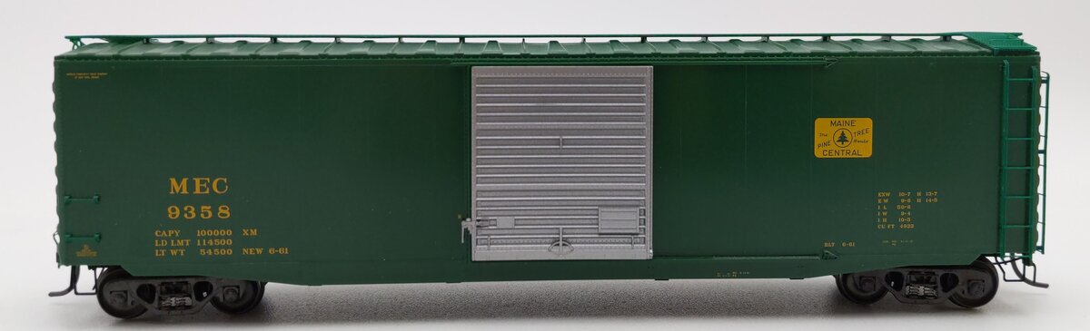 Kadee 6106 HO Maine Central 50' Boxcar Gradual Side Sill #9358 EX/Box