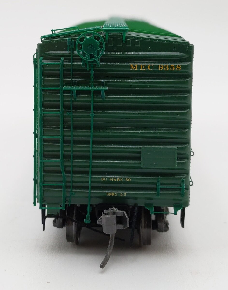 Kadee 6106 HO Maine Central 50' Boxcar Gradual Side Sill #9358 EX/Box