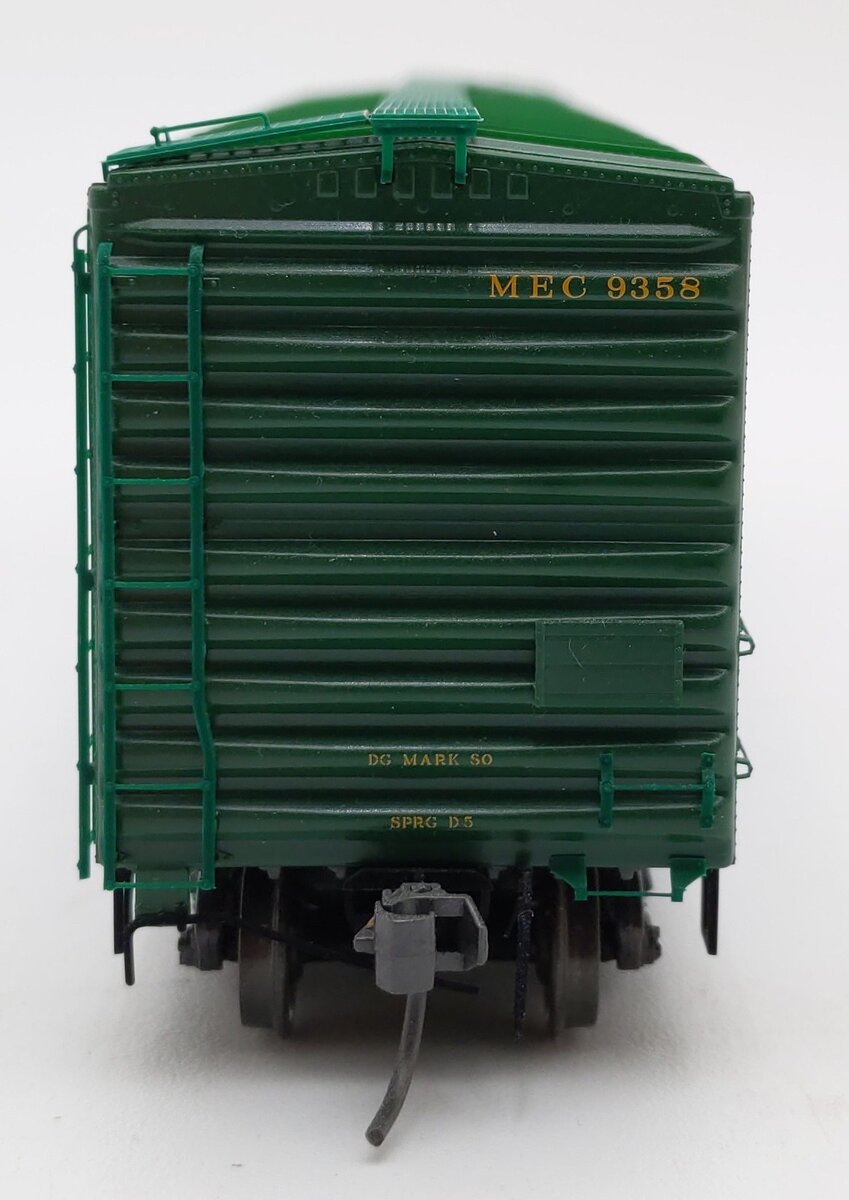 Kadee 6106 HO Maine Central 50' Boxcar Gradual Side Sill #9358 EX/Box