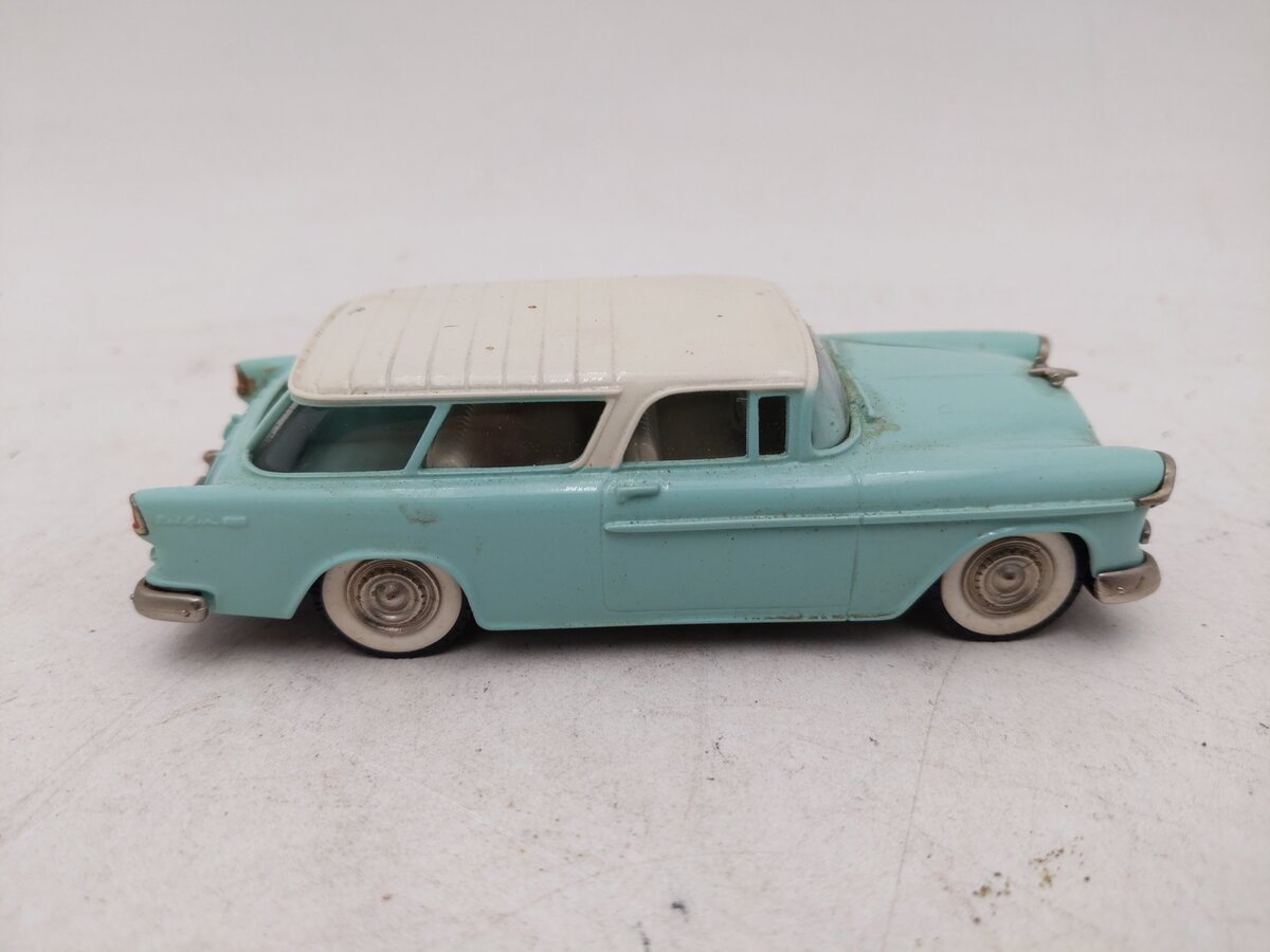 Brooklin BRK26 1:43 1955 Chevy Nomad - Blue/White EX/Box