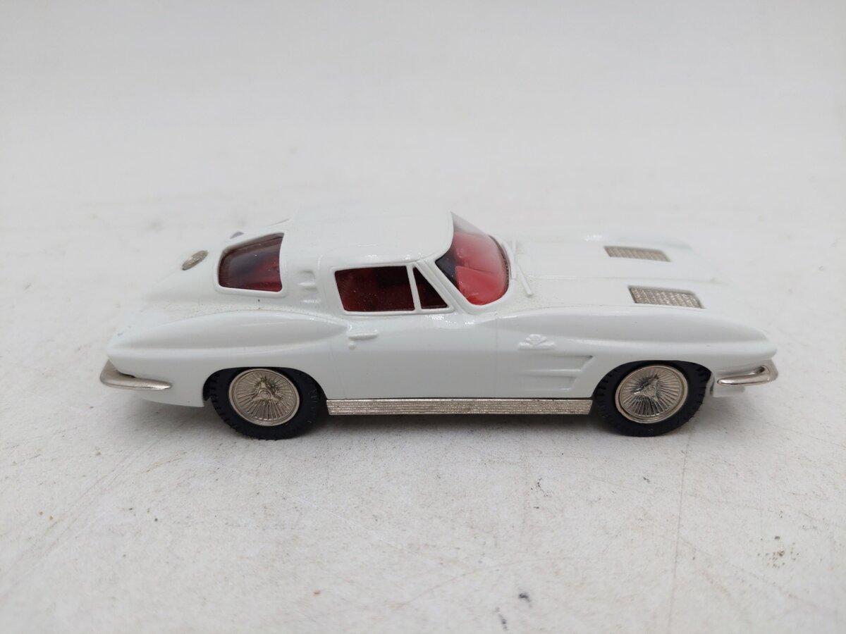 Brooklin Models BRK21 1:43 1963 Corvette Stingray Coupe - White EX/Box
